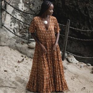 Daughters of India Chaaya Maxi Dress
Chai Size Small